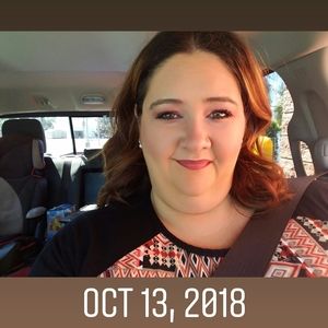 Meet your Posher, Kendra